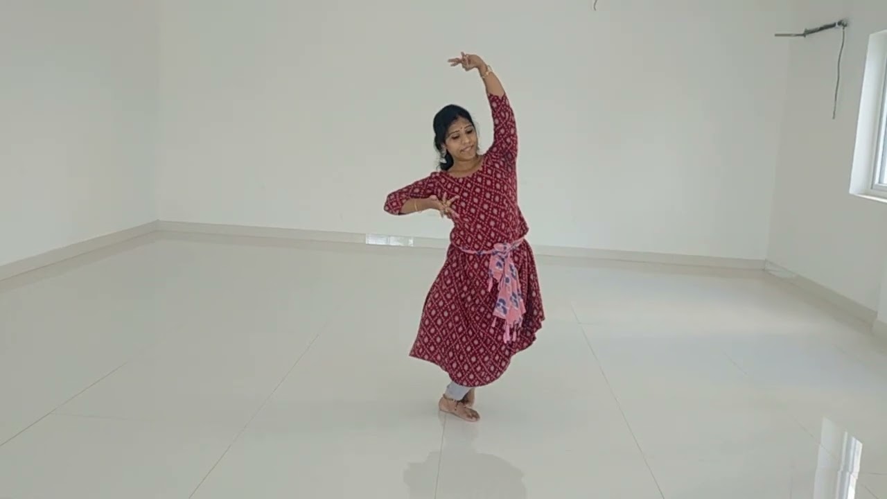 kuchipudi step back dhi dhi thai