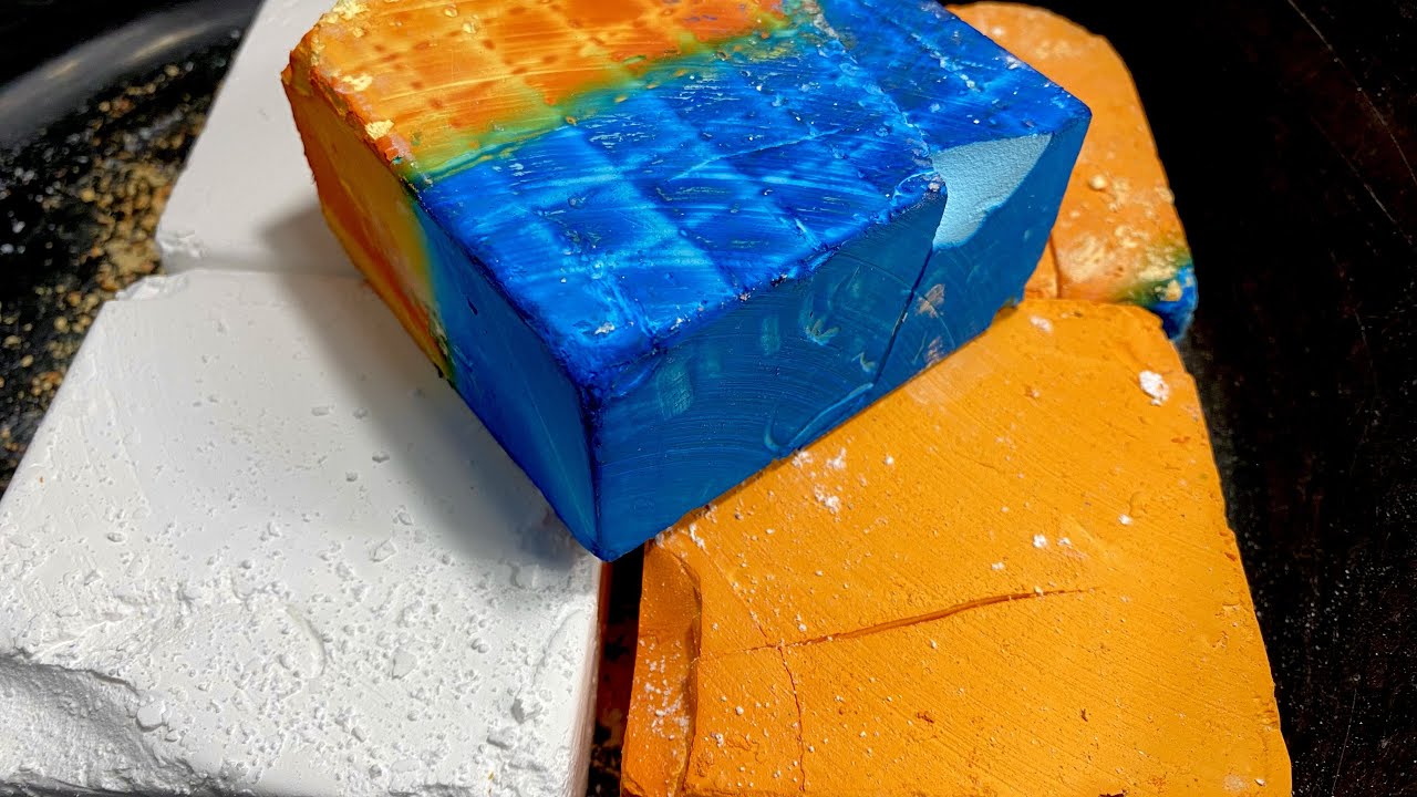 Dyed X plain gym chalk Crush | ASMR | Anxiety relief | ODDLY SATISFYING