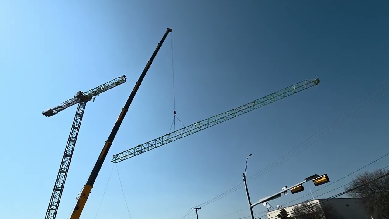 Lifting the Crane Boom (Jib) Into Position 