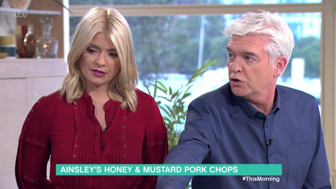 Ainsley's Honey And Mustard Pork Chops | This Morning