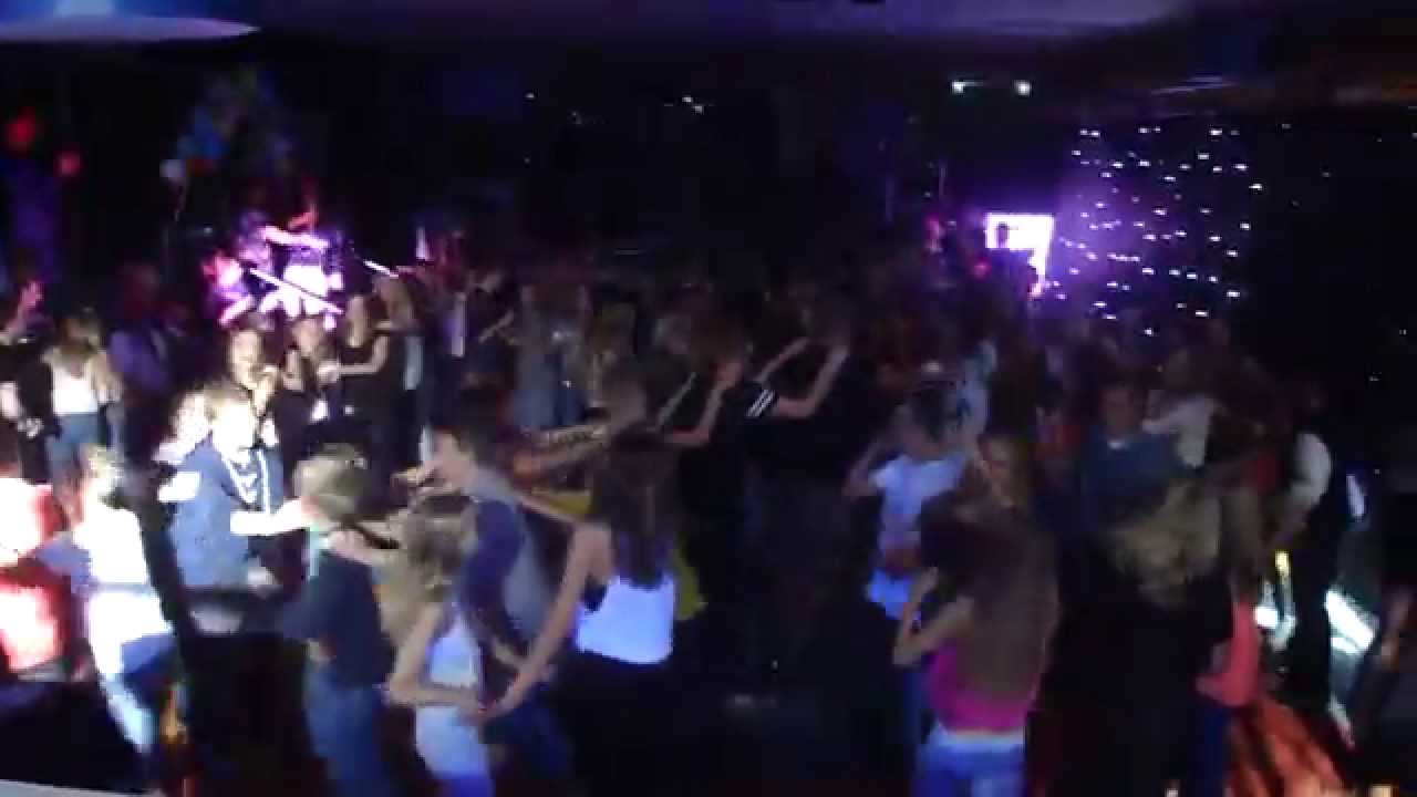 Noordik Vriezenveen in polonaise