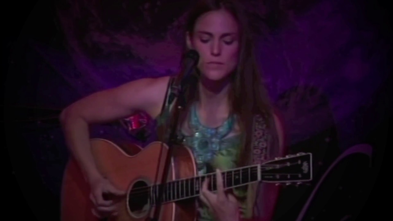 - Souvenir Flou - Elina (Compo Live Acoustique)