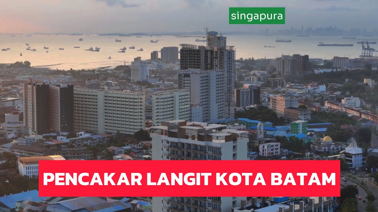 Banyak gedung pencakar langit di kota Batam 