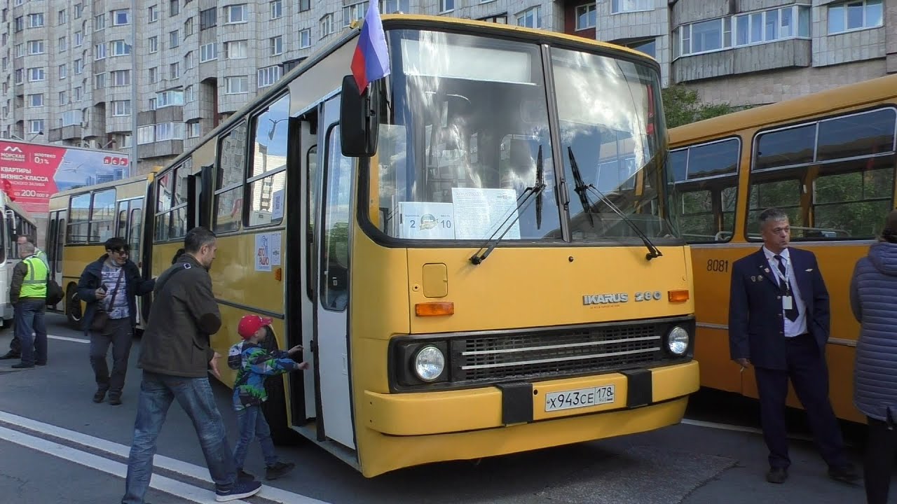 Икарус 280. Парад ретро-транспорта в Санкт-Петербурге