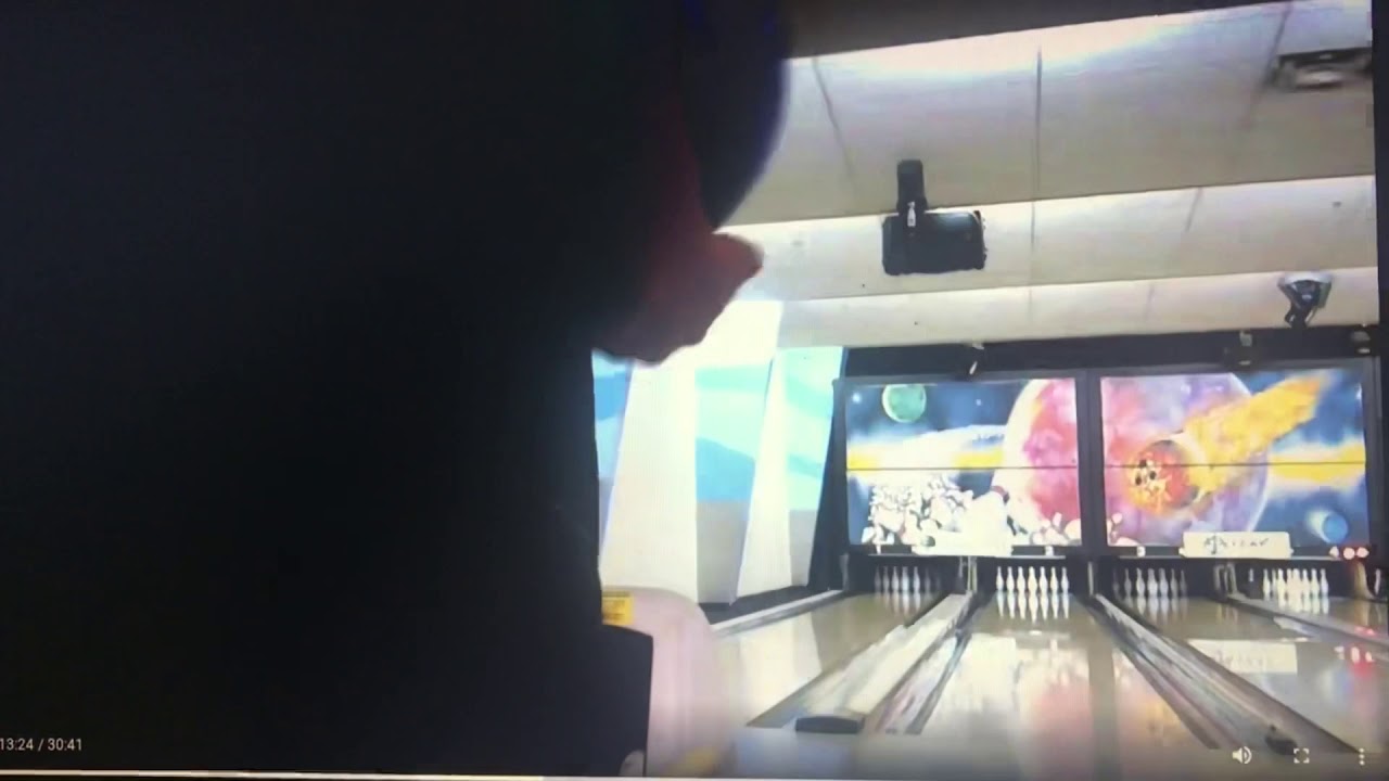 (Left handed)Two-handed bowling with the storm Pro-Motion