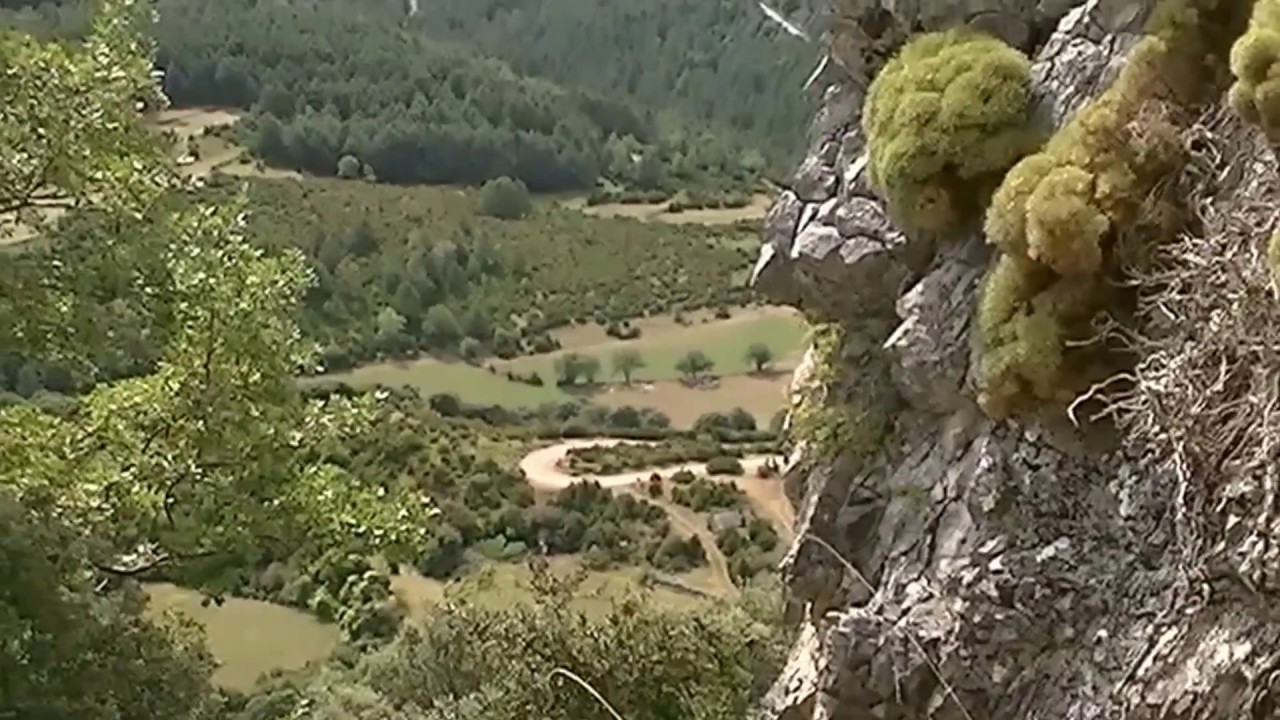 Balade autour de Tella (ses ermitages, son dolmen et ses pistes 4x4) et Revilla (Sobrarbe)
