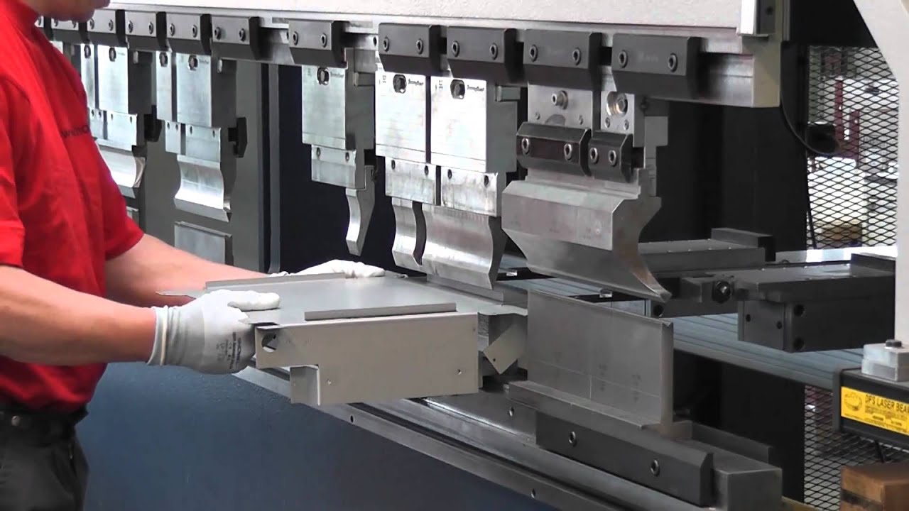 Gesenkbiegen  - Geh&auml;use Fertigung - Abkanten von Blech