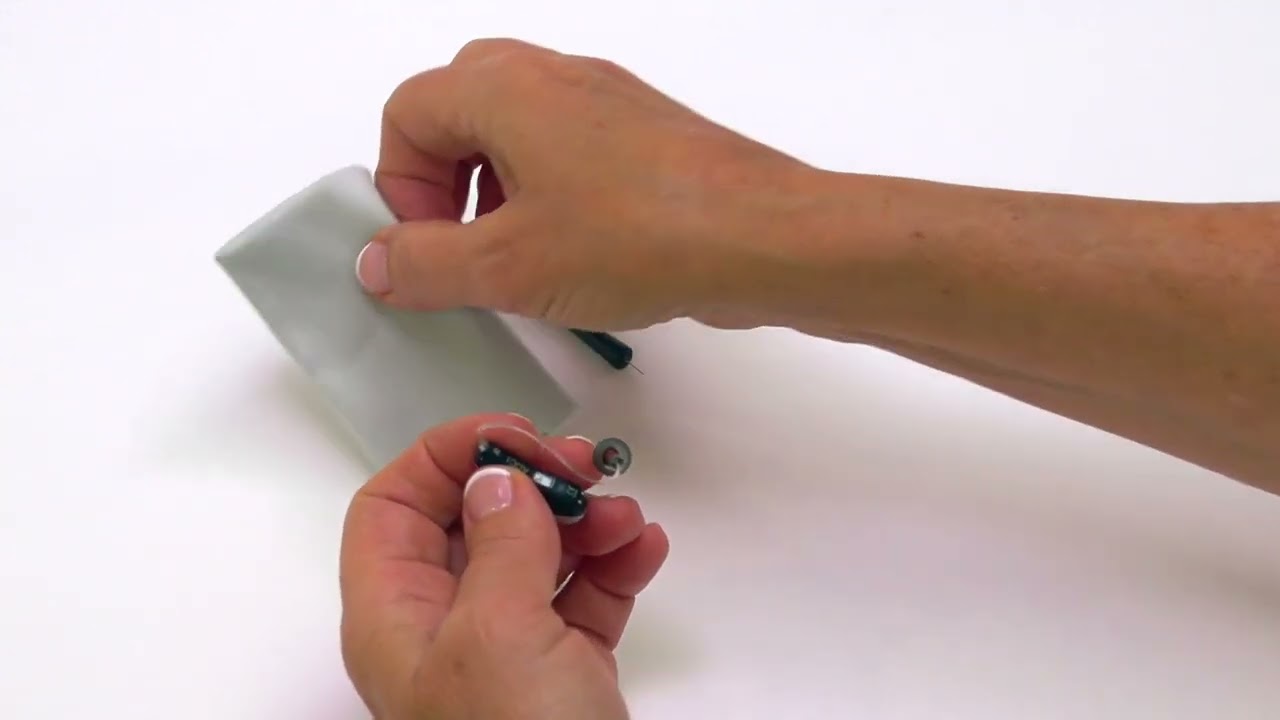 How to clean All-Day Clear hearing aids | Sennheiser