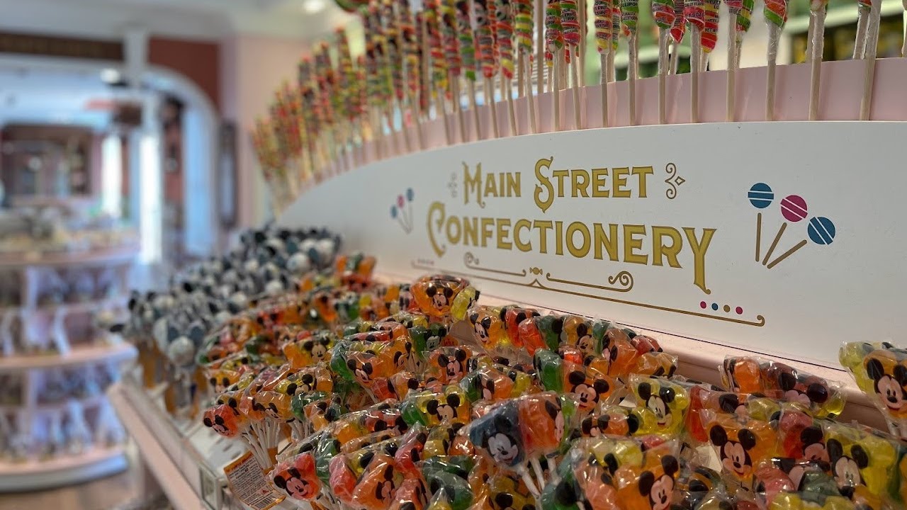 MAIN STREET CONFECTIONERY Store WALKTHROUGH 2022 (Disney Magic Kingdom)