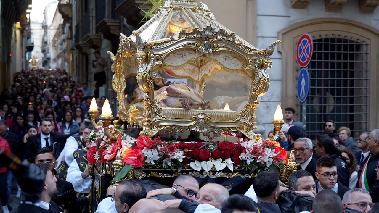 Venerdì Santo ai Fornai 2023 a Palermo Processione 2ª parte