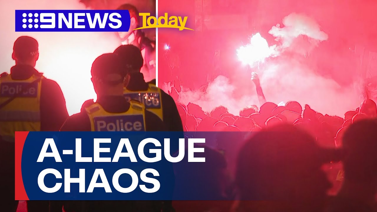 A-league fans fire flares, clash with riot police in Melbourne | 9 News Australia