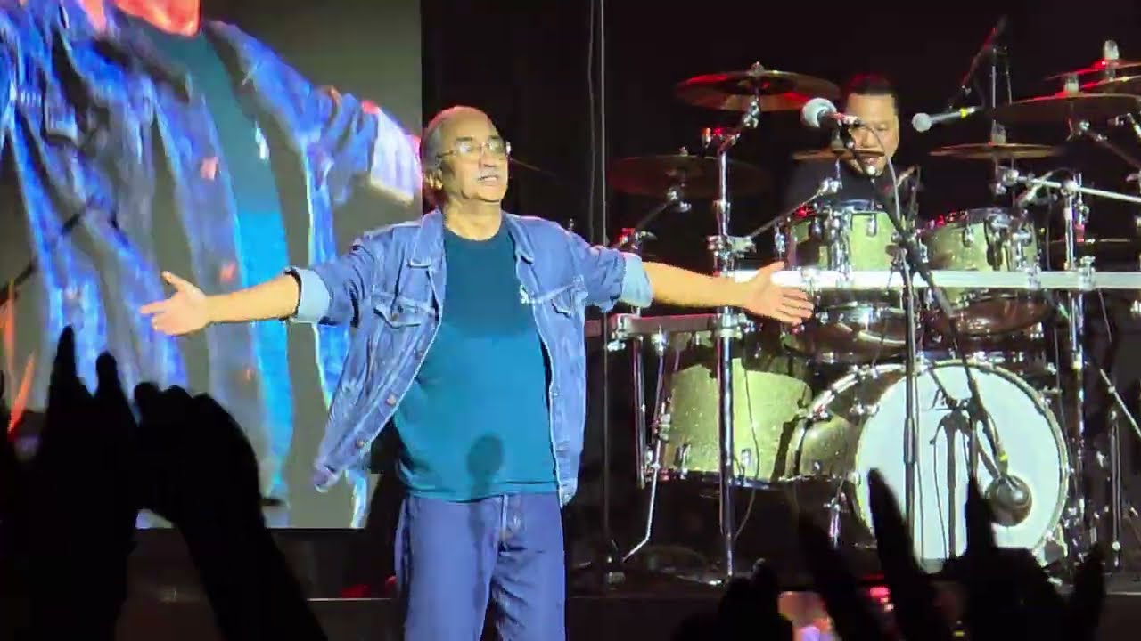Gaun Gaun Bata Utha, Nepathya | Live Concert Sydney