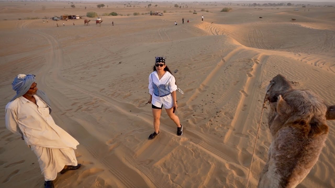Dubai Aa Gaye Thar Se 😍