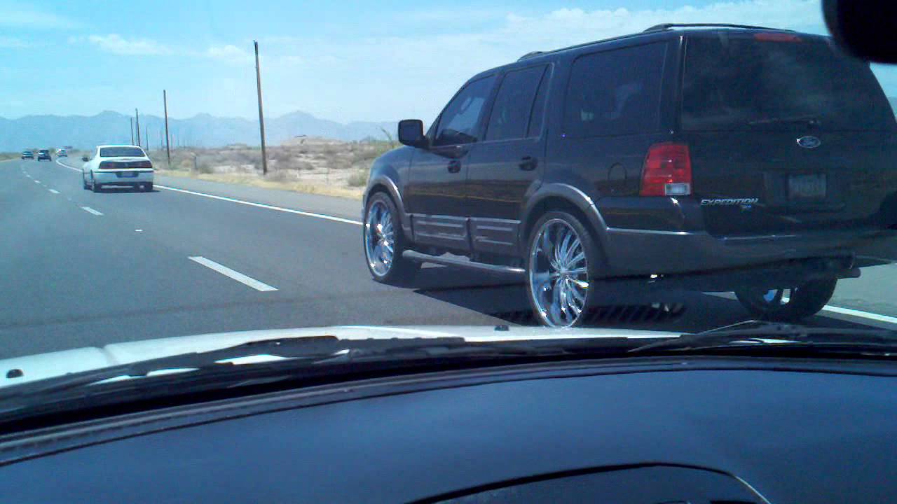 2004 Ford Expo on 26's