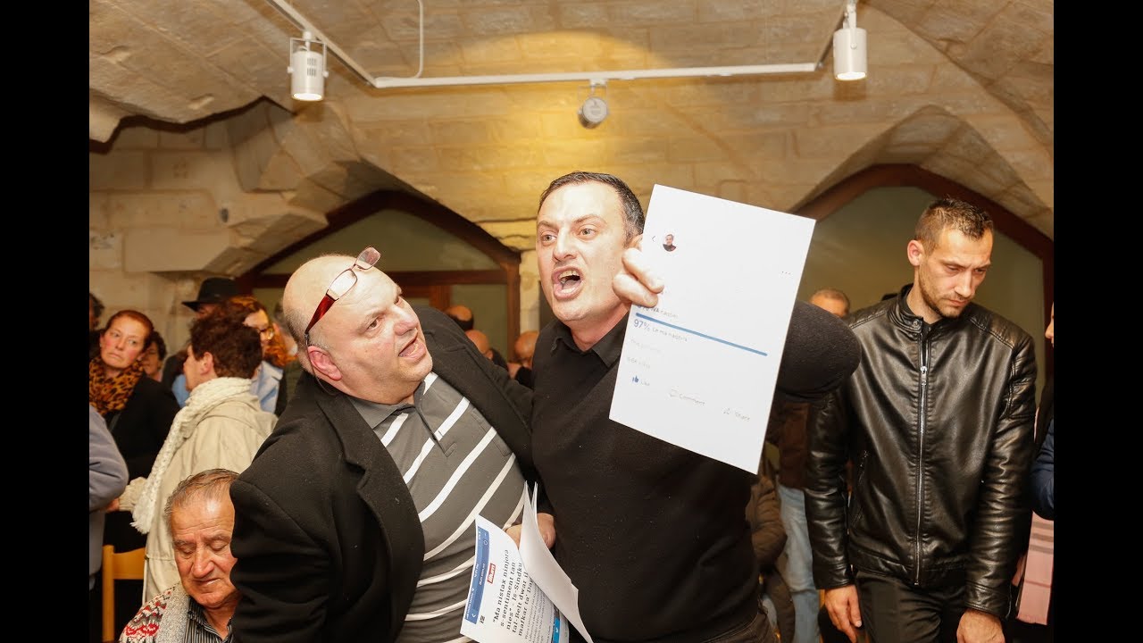 Partitarja Laburista tinħareġ ‘l barra waqt laqgħa tal-Kunsilll Lokali tal-Belt