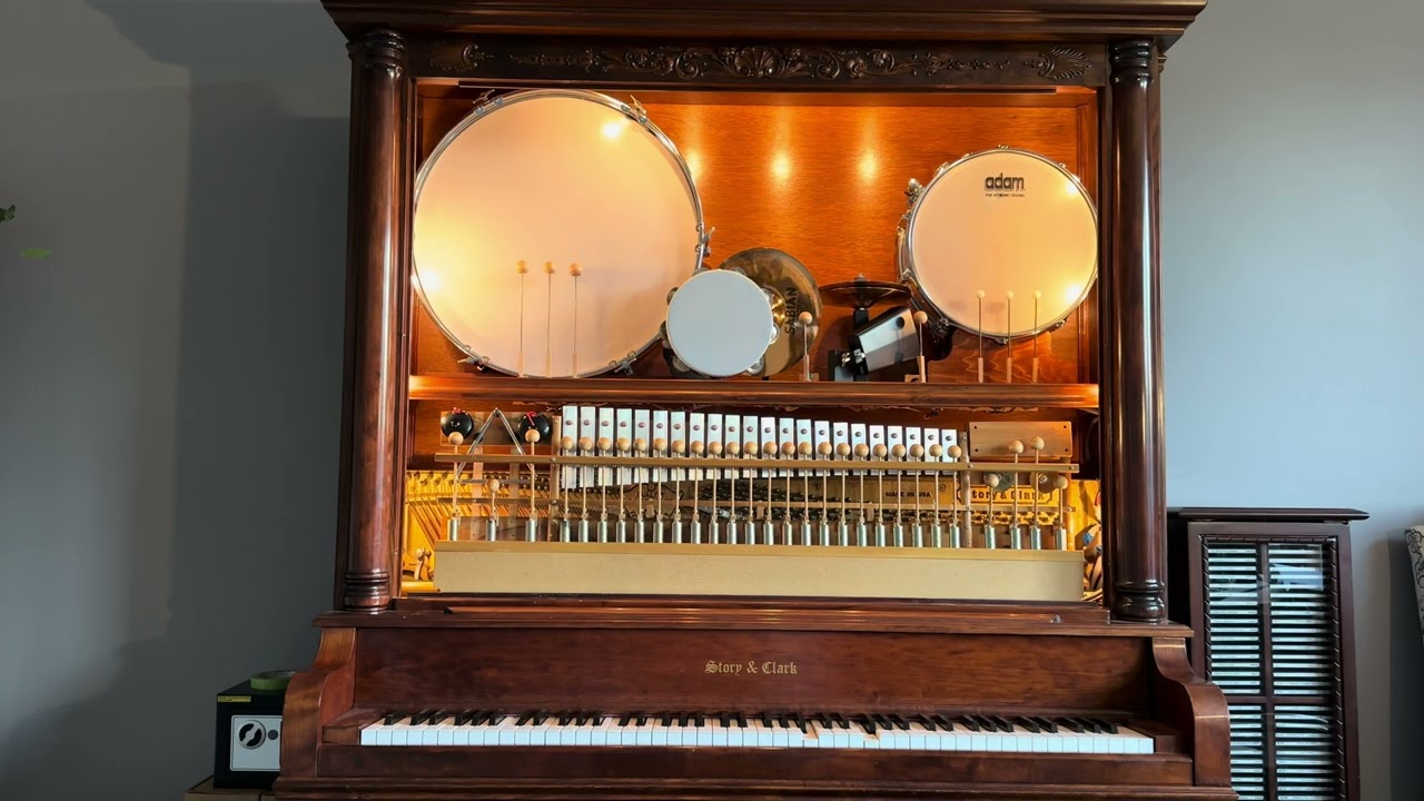 The Entertainer on a Nickelodeon Player Piano
