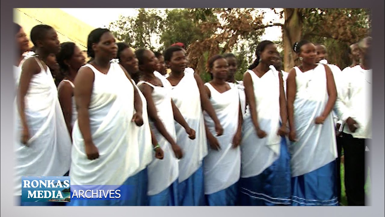 NIWE RUTARE RWANJE by ST THERESA MULAGO CHOIR