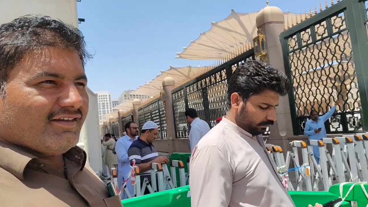 315.باب۔ مدینہ منورہ ۔مشا اللہ ۔باکسانی۔حاجی۔اخواورجماع۔حلو
