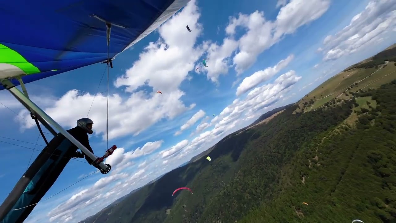 Hanggliding at Le Treh with my U2 160