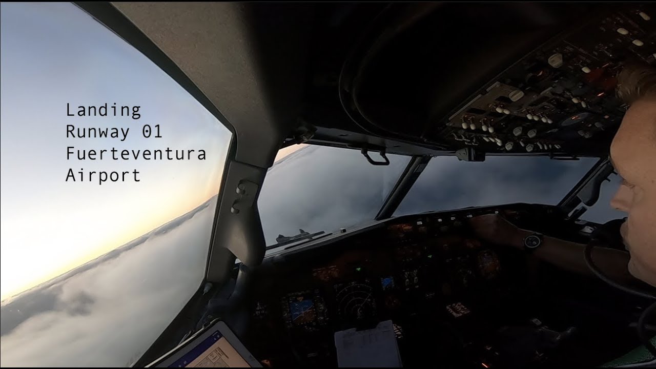 Approach and landing runway 01 Fuerteventura Airport (FUE GCFV)