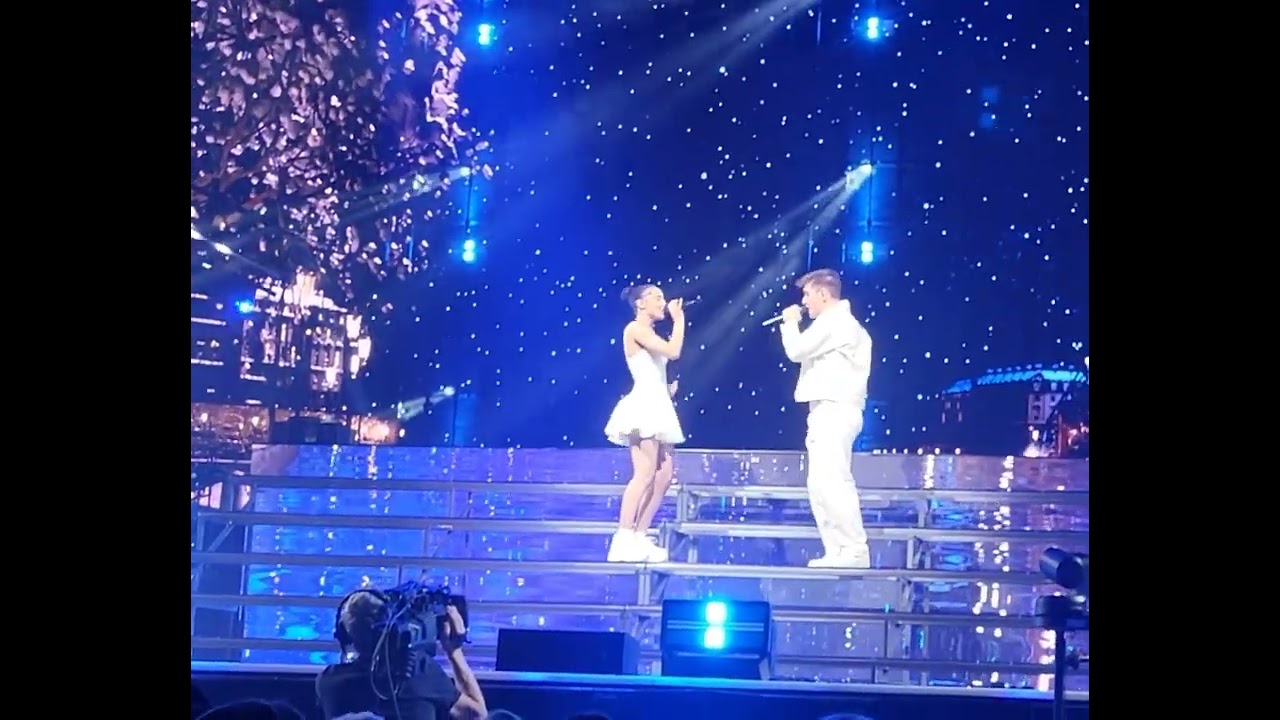 Concert Star Academy promo 2023 le 21 avril 2024 Julien et Candice 