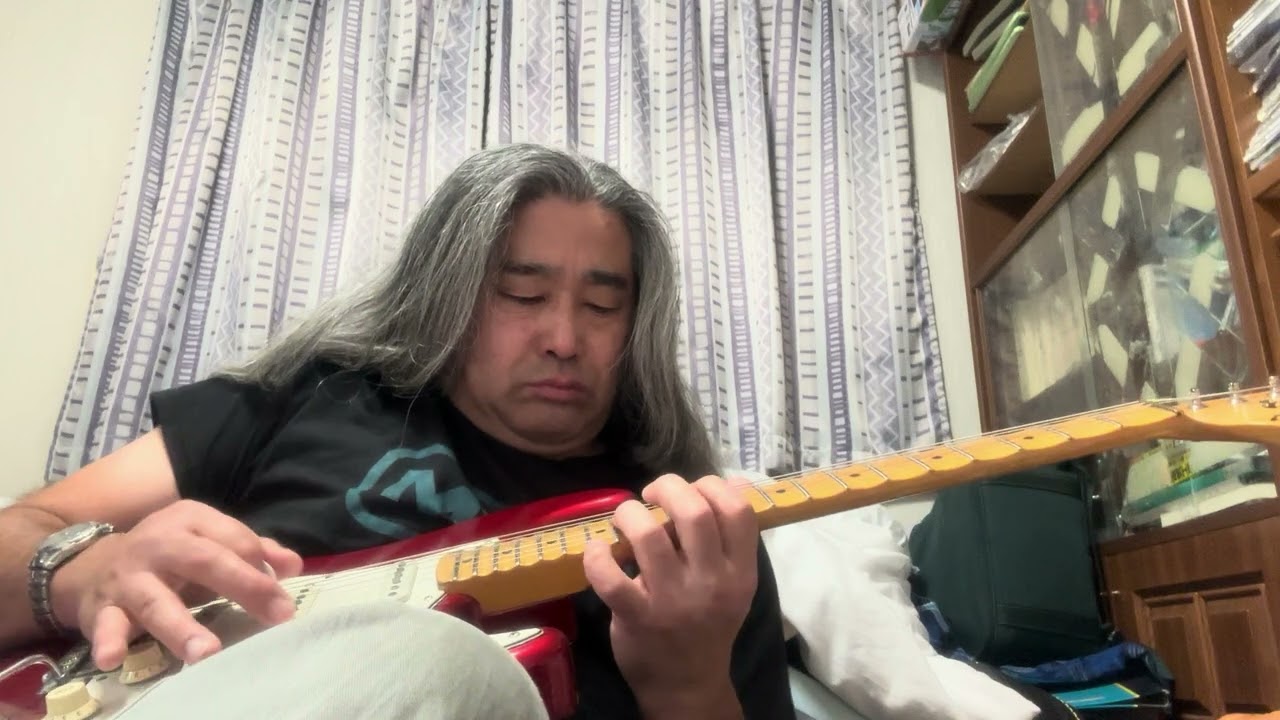 Yngwie Malmsteen, Eclipse guitar cover