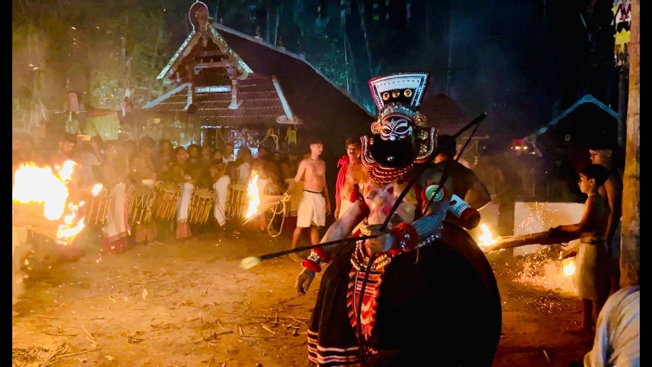 കരിന്തണ്ടന്റെ  തിറ കണ്ടാലോ ?