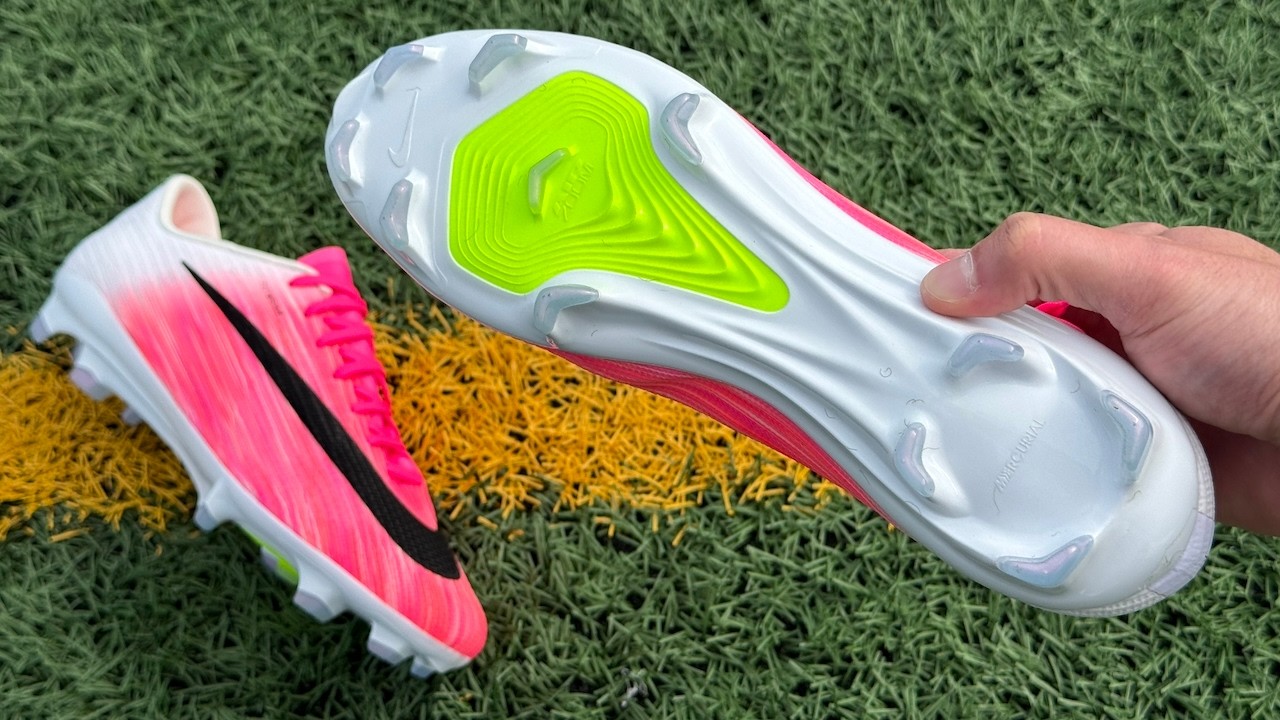 Эти кроссовки оснащены технологиями ЭЛИТНОГО УРОВНЯ! - Nike Mercurial Superfly 11 Pro - Обзор + Ф...