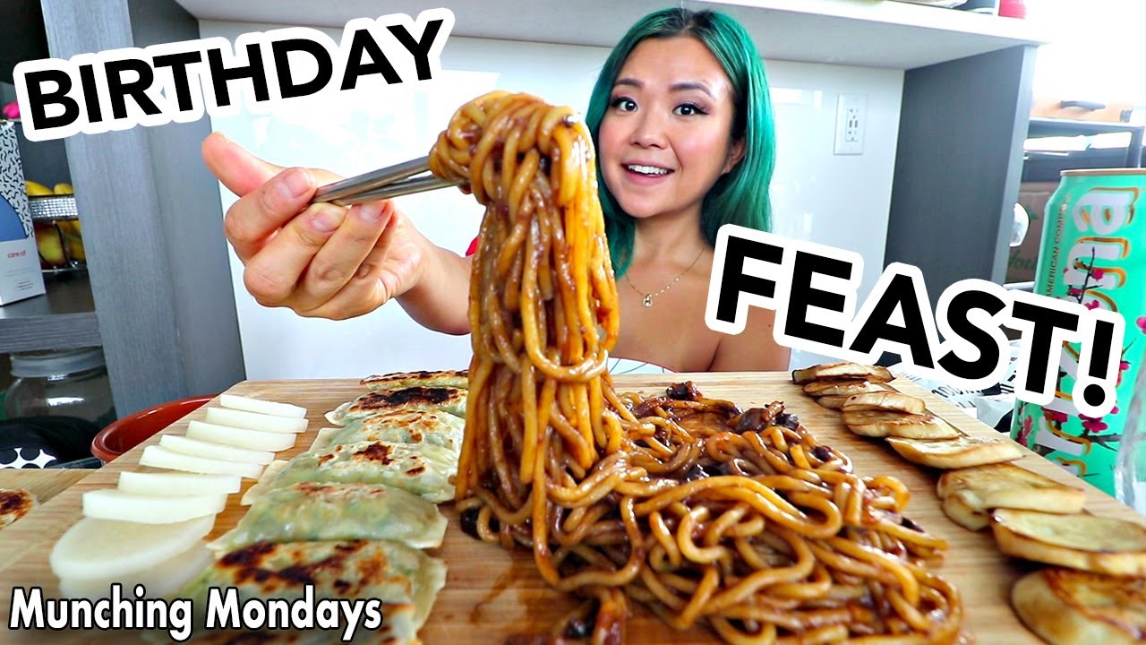 JAJANGMYEON (Black Bean Noodles) & DUMPLINGS MUKBANG // Munching Mondays Ep.35