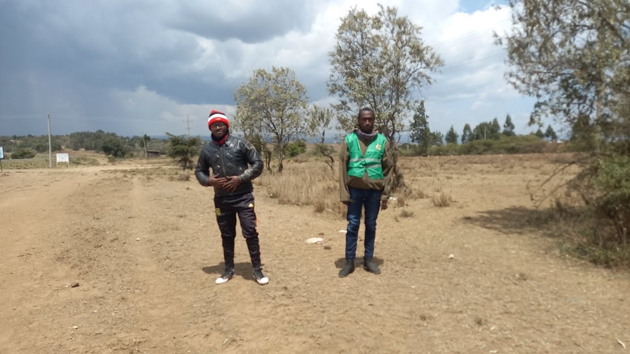 11 km to Narok