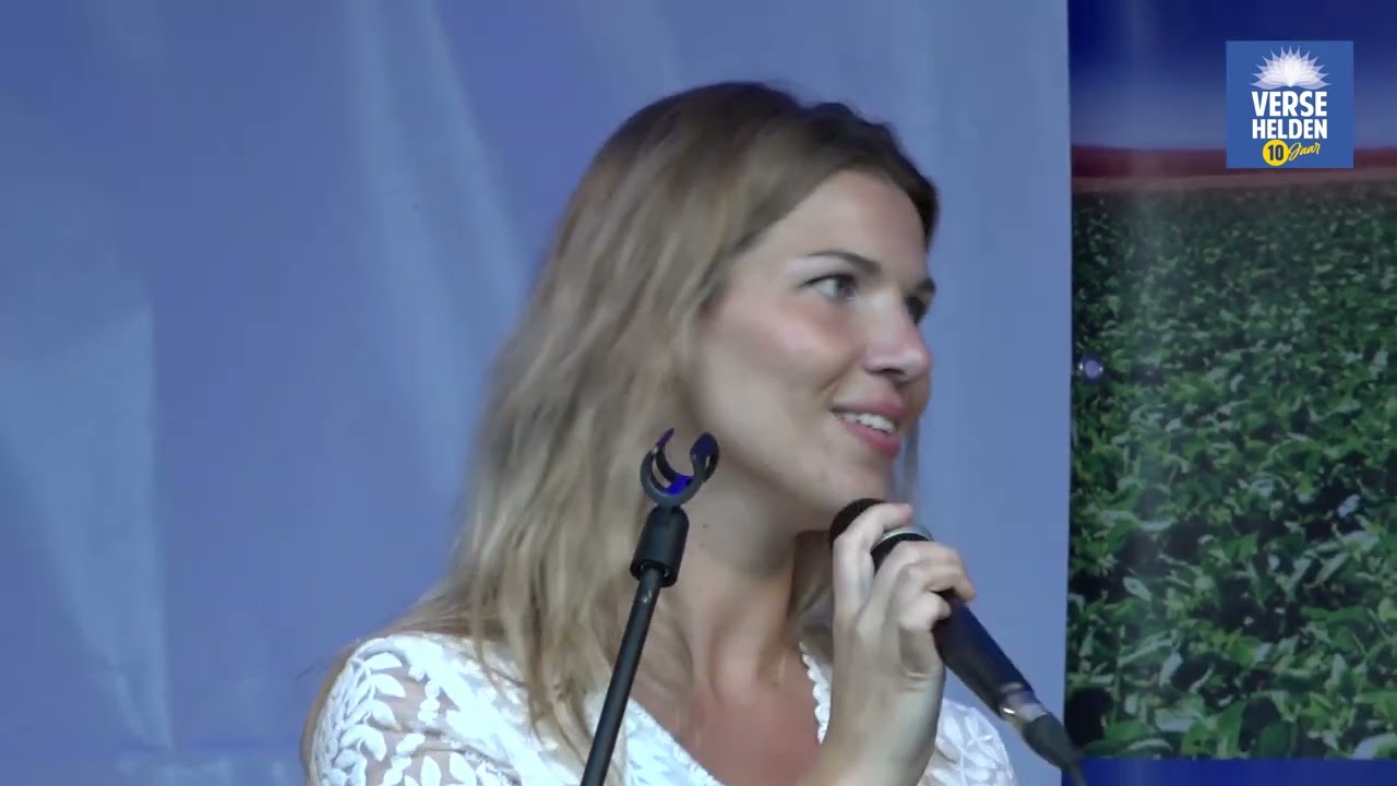 Music Bites Editie 3 - 2023 -  Nina Palouza