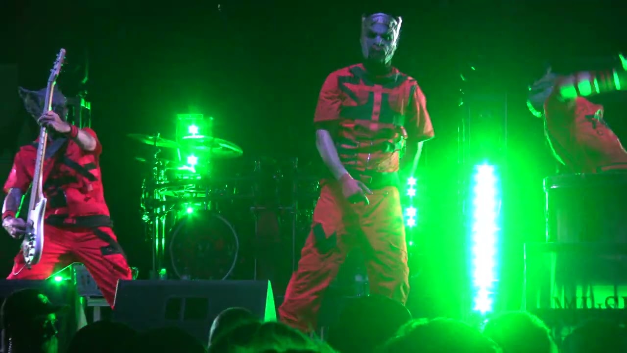 Mushroomhead - Qwerty Live - Michigan Metal Fest - 8/24/2024 - Crowd Surfing
