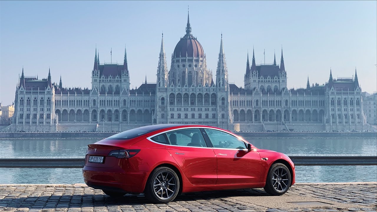 Az első Tesla Model 3 Magyarországon 🇭🇺🚘