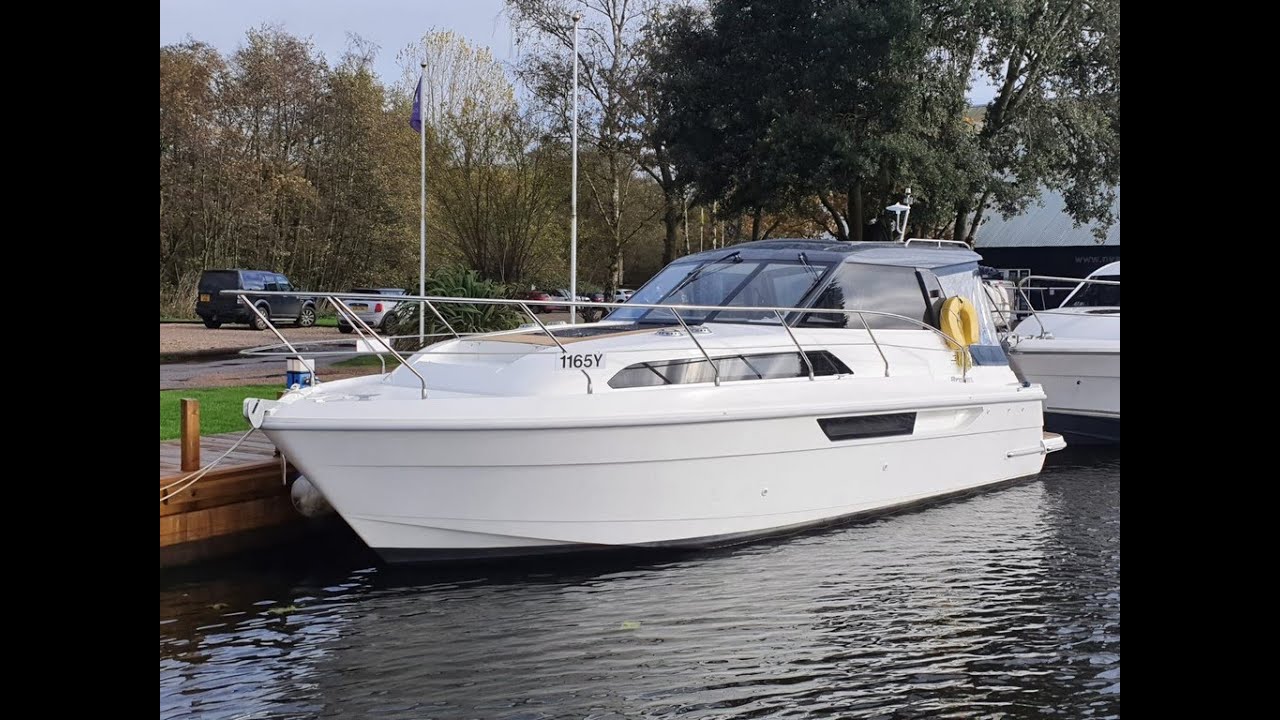 Broom 30 'Troika' for sale at Norfolk Yacht Agency