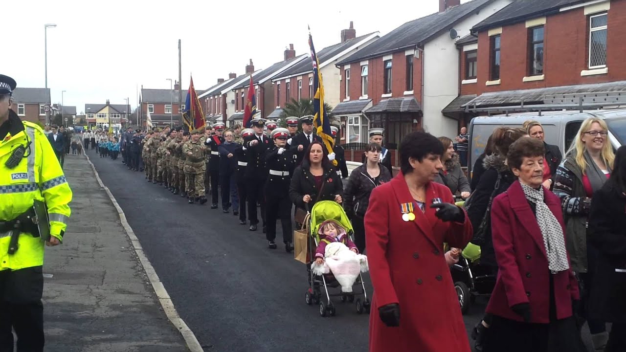 Rememberance Sunday Parade   Lostock Hall   2014 11 09 #02
