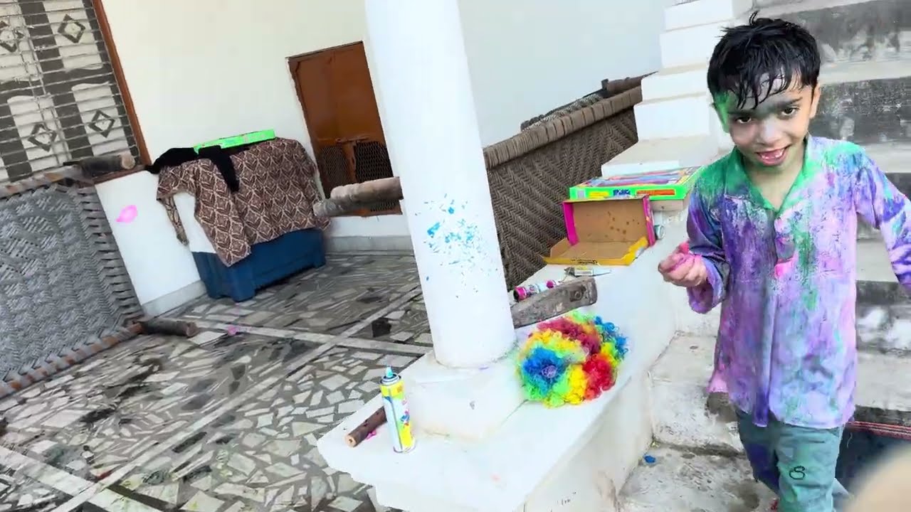 Duggu ne kheli apne gaon me holi 🌈🖍️❤️