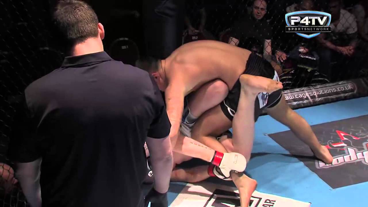 AFC 10 Darren Moore v Tom Aspinal