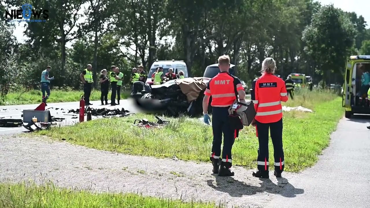 Dode en vier zwaargewonden bij ernstig ongeluk Surhuisterveen