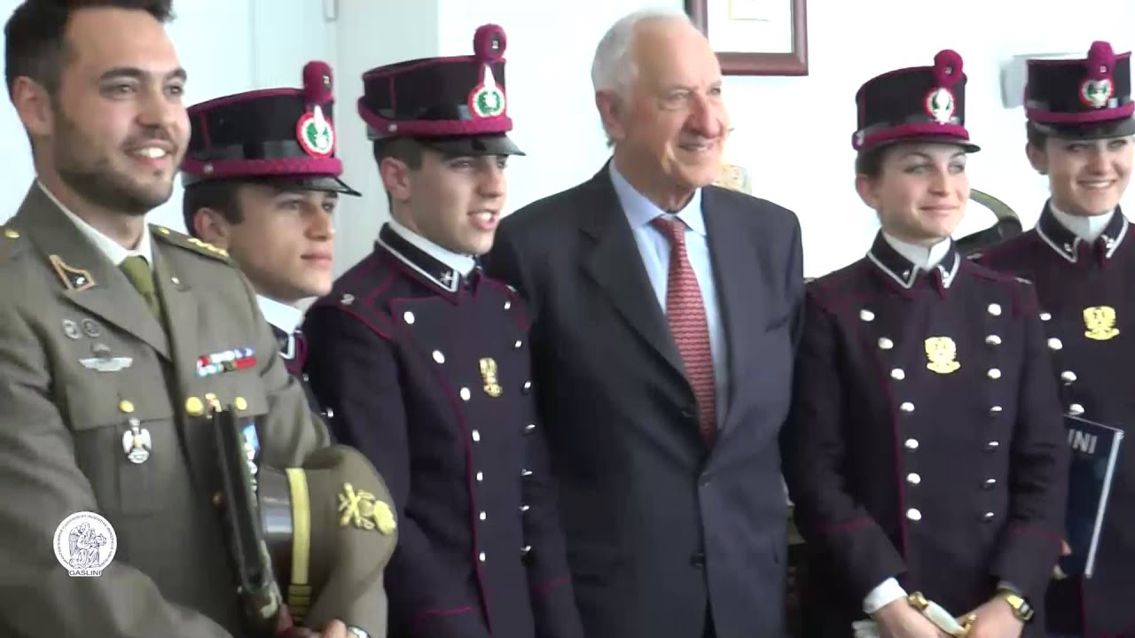 I Cadetti della Scuola Militare Teulliè in visita al pad.20 del Gaslini
