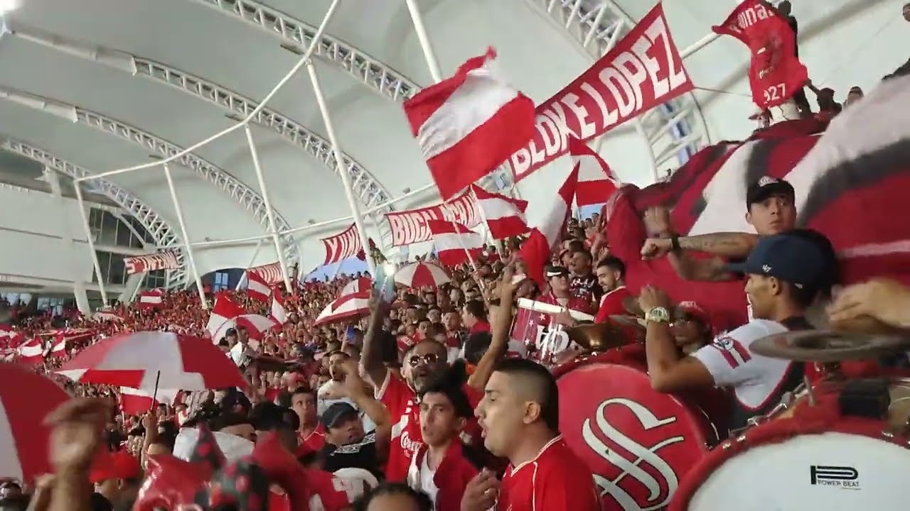 América vs cali - Entrada Orquesta Escarlata - Hoy he vuelto escarlata