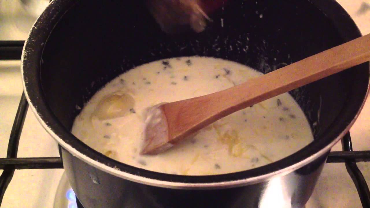 Faire une sauce au cheddar - Recette sauce au fromage - Cheddar sauce
