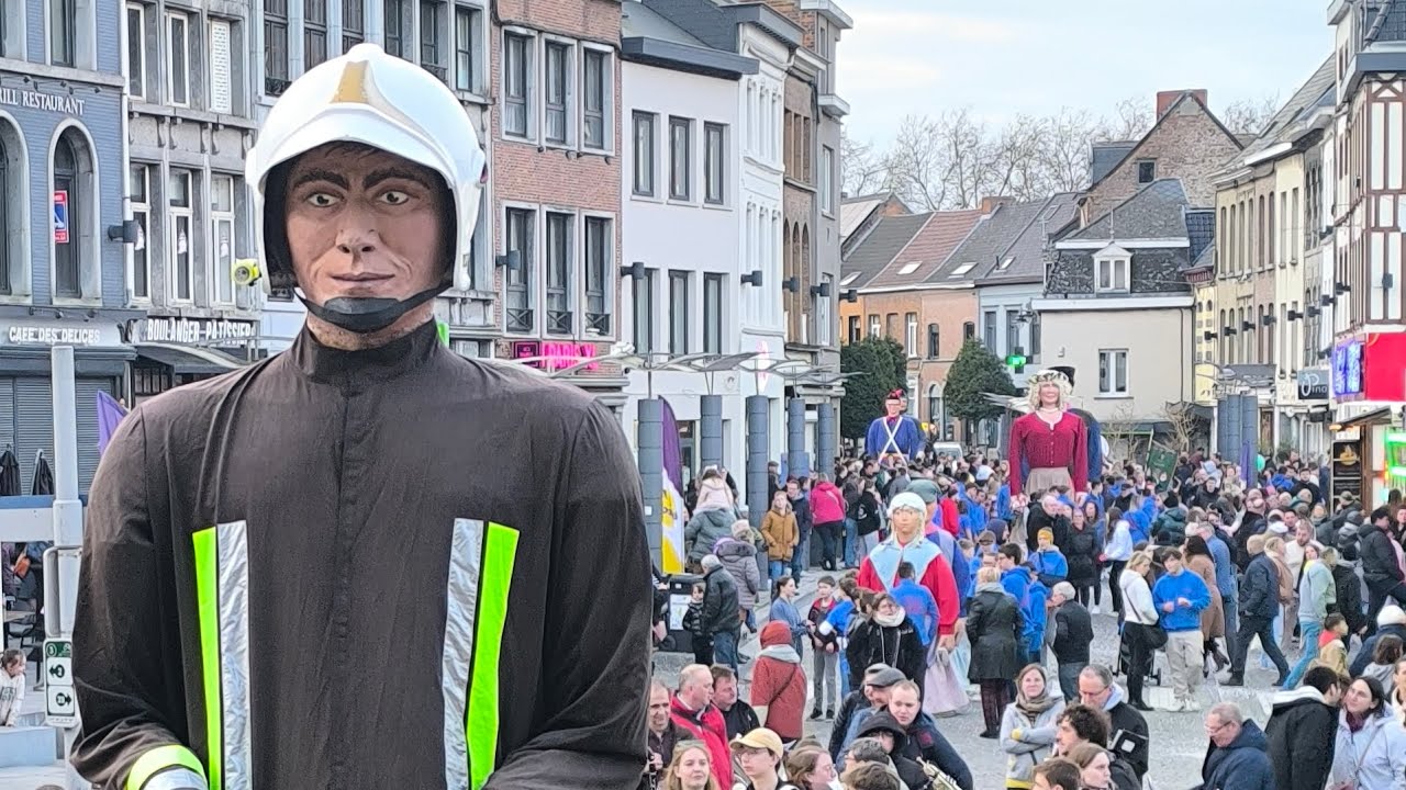 Cortège Publicitaire et Carnavalesque de la Foire d'Hiver d'Ath 2025 🎊