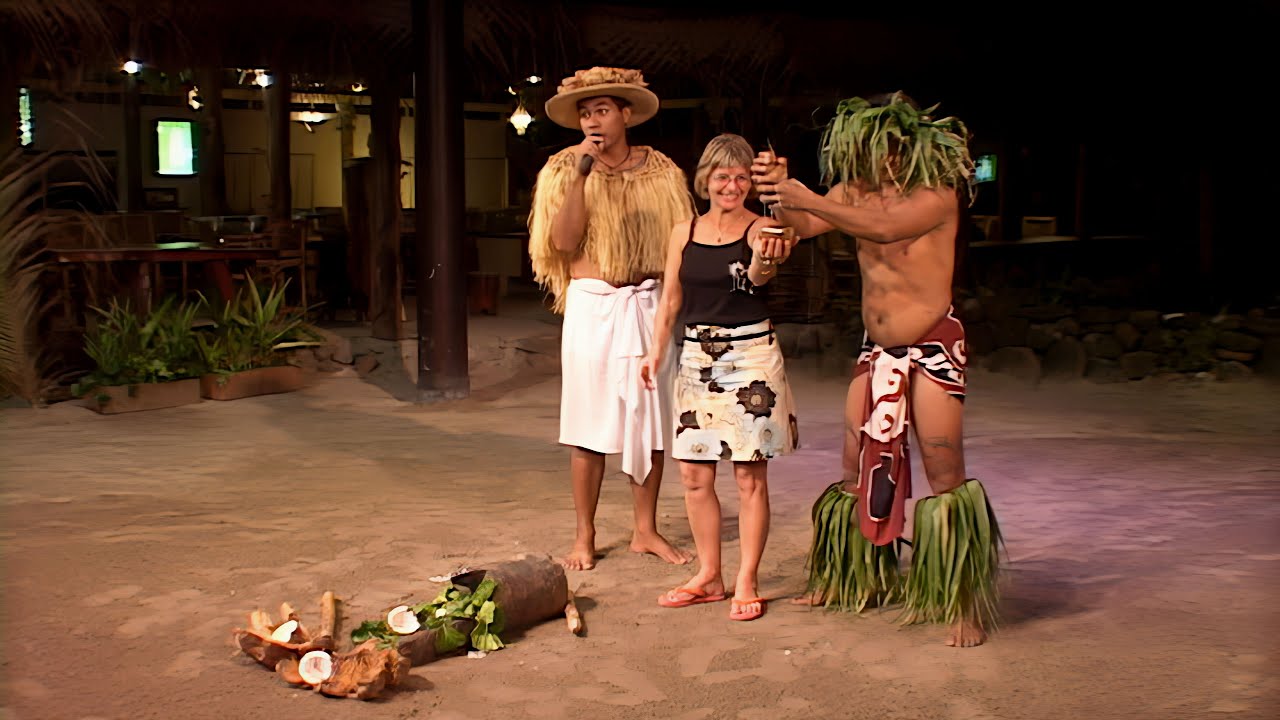 La Grande Fête Tahitienne 2004 • Tiki Village Theatre Dinner Show • Moorea, French Polynesia 🌴