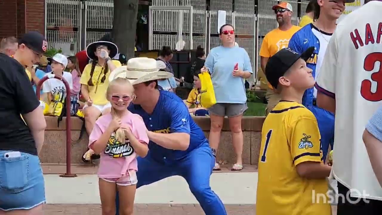 2025 Topps Chrome opened around Philadelphia  and a Savannah Bananas game!