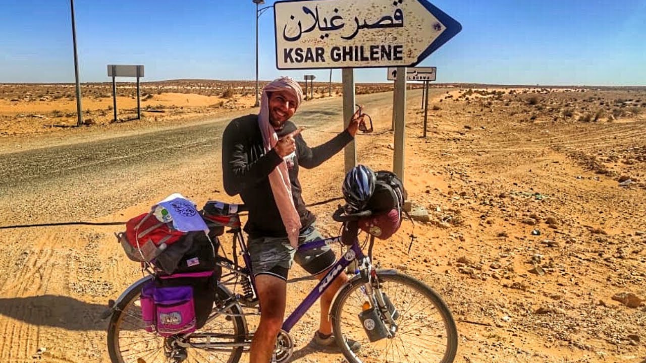 Nomadic adventure in the sahara : Cycling to Ksar Ghilane oasis(subtitle)