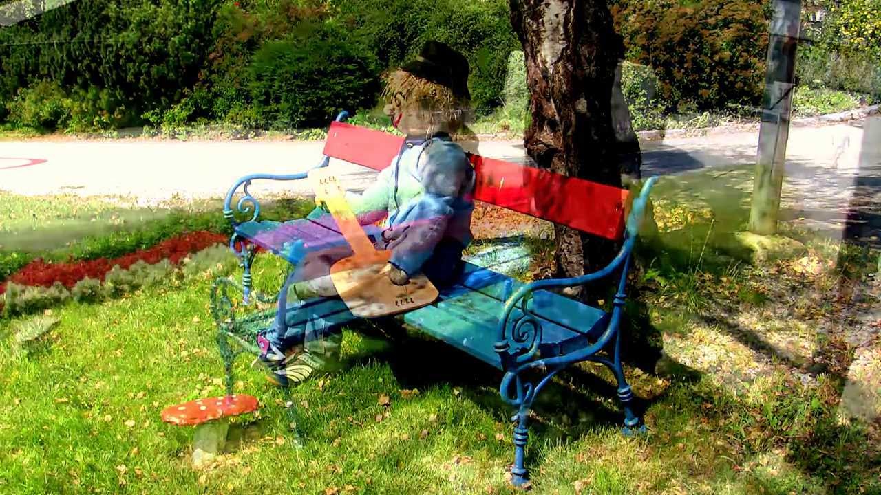 Strohpuppen in Taxenbach Österreich