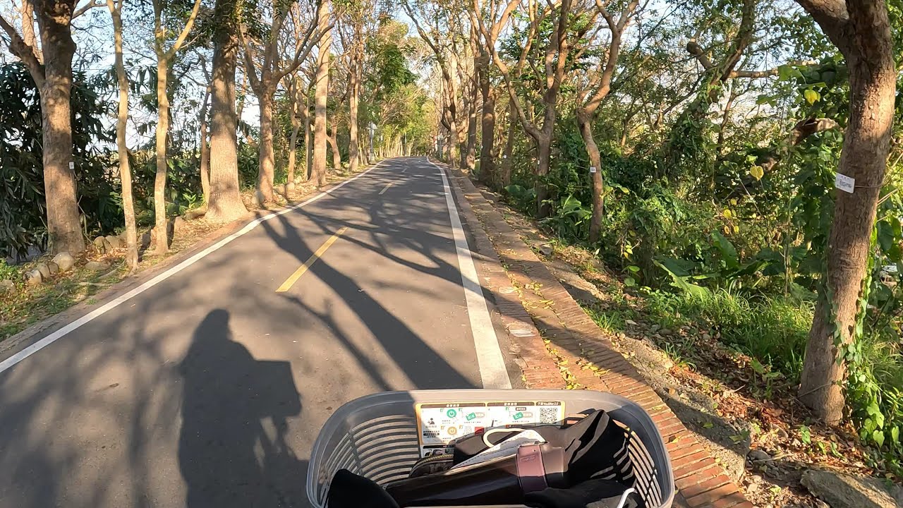 4K Houfeng Bikeway and Dongfeng Bicycle Green Way in Taichung, Taiwan