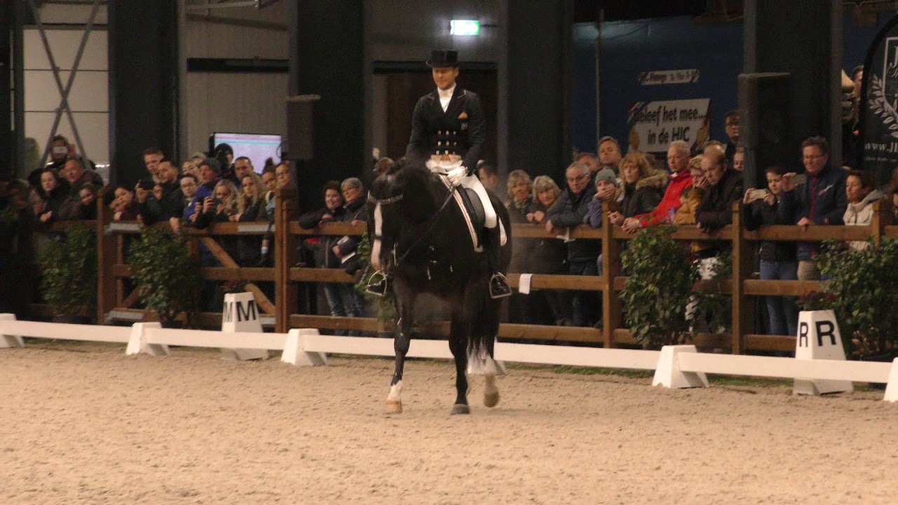 Wedstrijd debuut Edward Gal en Glock's Total US Tolbert 12-01-2020