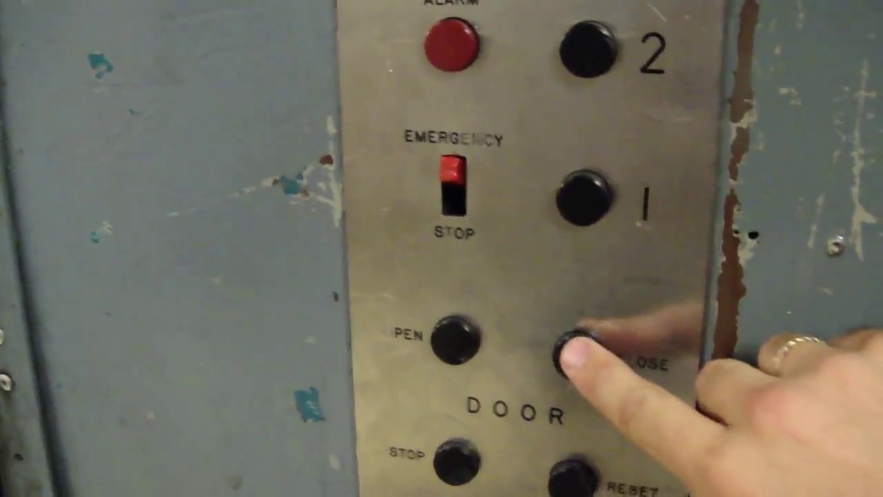 Burlington Dover Hydraulic freight elevator @ Lord and Taylor Ridgewood NJ