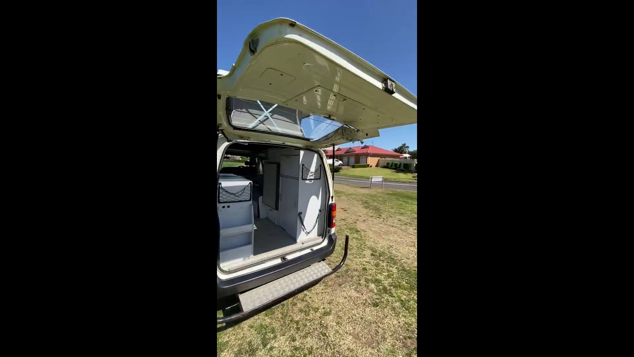 U627 Toyota Hiace Discoverer Campervan - 1 Owner